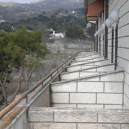 Hotel Menta & Rosmarino Monte SantʼAngelo Exterior foto